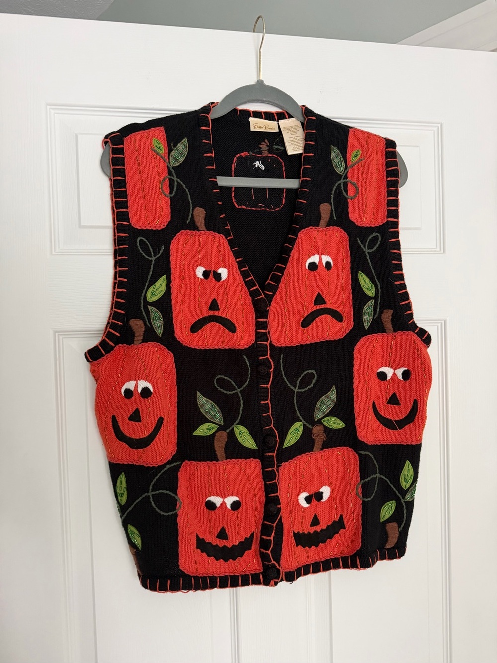 Bobbie Brooks Black & Orange Pumpkin Knit Vest